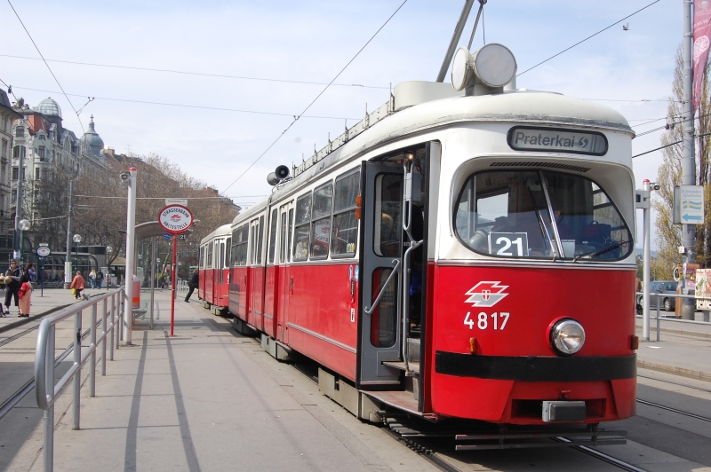 Elderschplatz- Schwedenplatz(-Gredlerstraße)