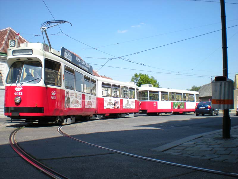 Erste Straßenbahnfotos