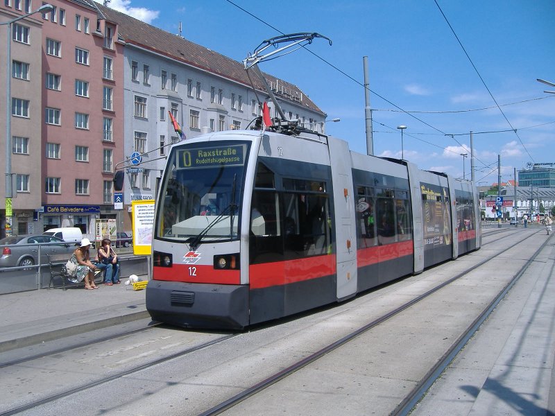 ULF 12 auf linie O.