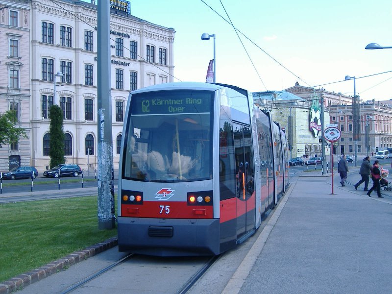 ULF 75 auf linie 62