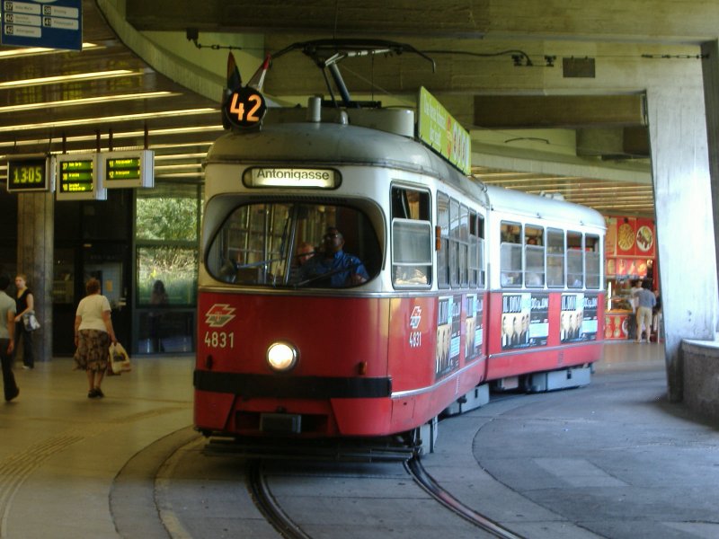 4831 auf linie 42