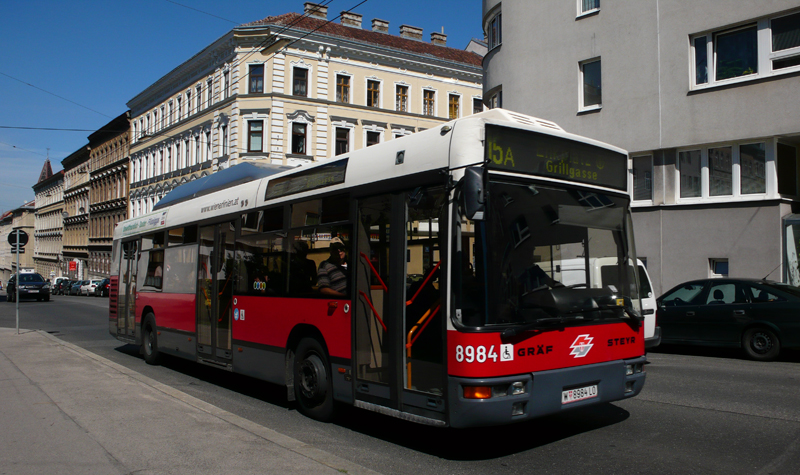 15A 8984