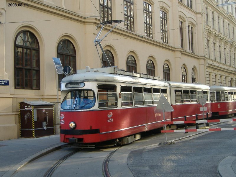 4659 auf linie J