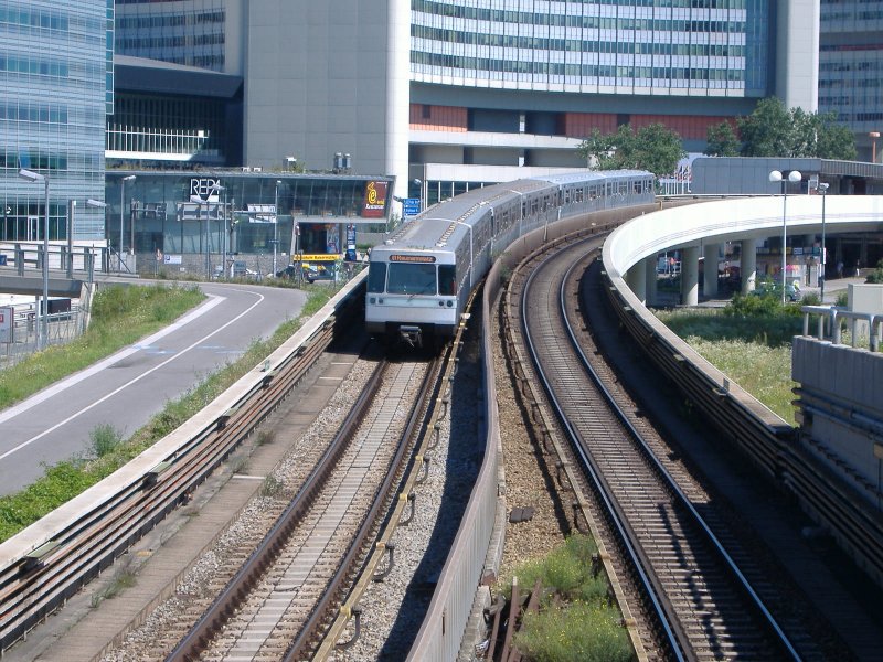 U1