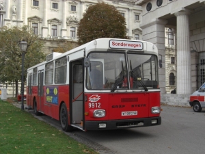 LU 200 M11 U7 Bus Und weitere busse