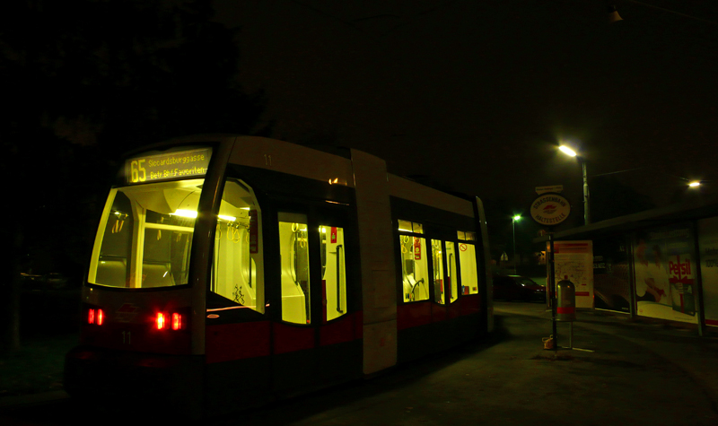 65 11 bei nacht