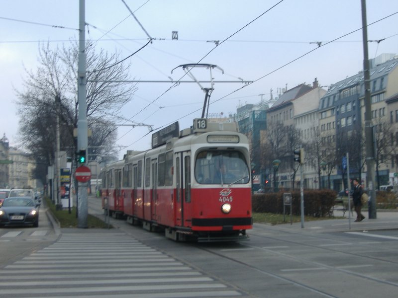 4045 auf linie 18