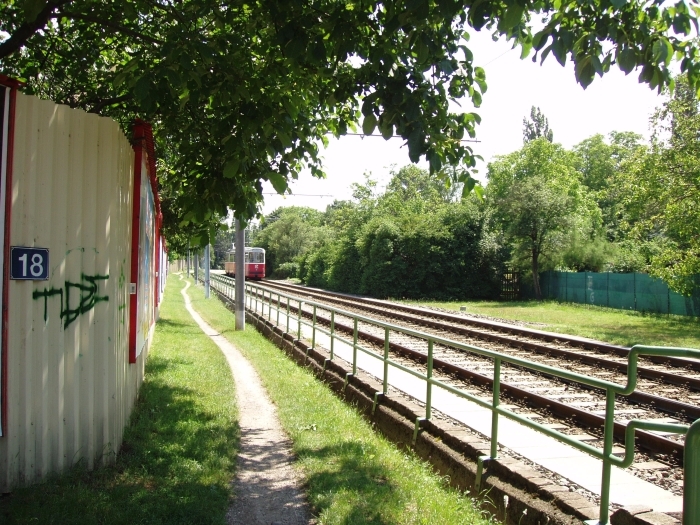 60er erreicht die Station Anton-Krieger-Gasse