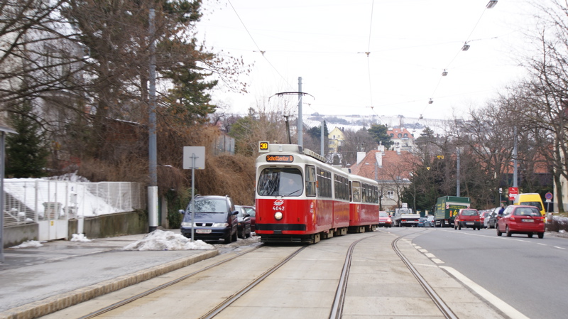 2009/02/25 - E2 4042 + c5 1442 auf der Linie 38