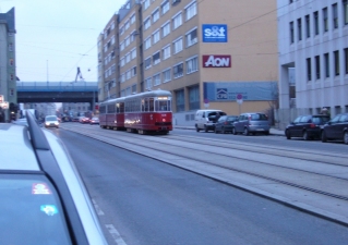 E1 4509 + c3 1238 Linie 6 in d.Geiselbergstraße - Burggasse - 2009 0225