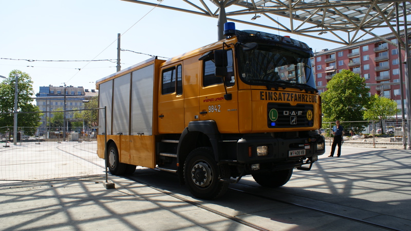 2009/04/19 | 2 (Praterstern) | Schadhafter B (685) 5