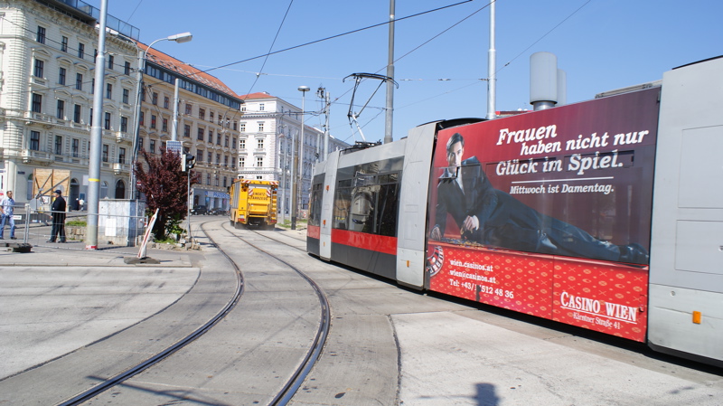 2009/04/19 | 2 (Praterstern) | Schadhafter B (685) 8