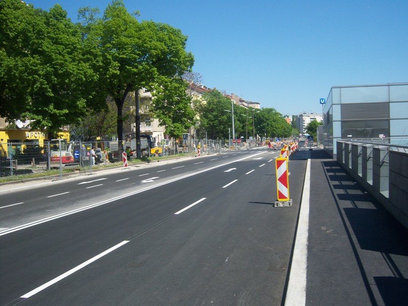 Ausstellungsstraße 4