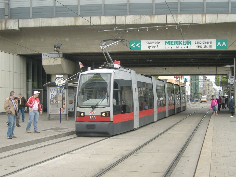 ULF 633 auf linie 71