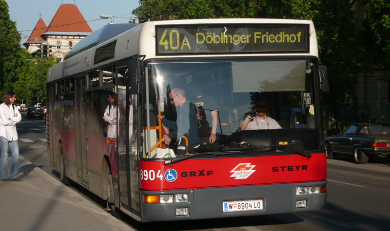 40A 8904
