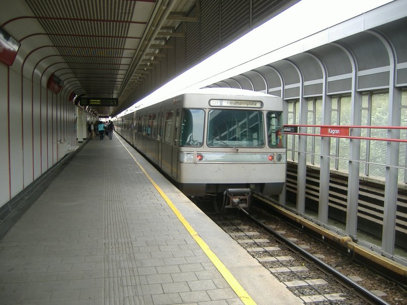 U1