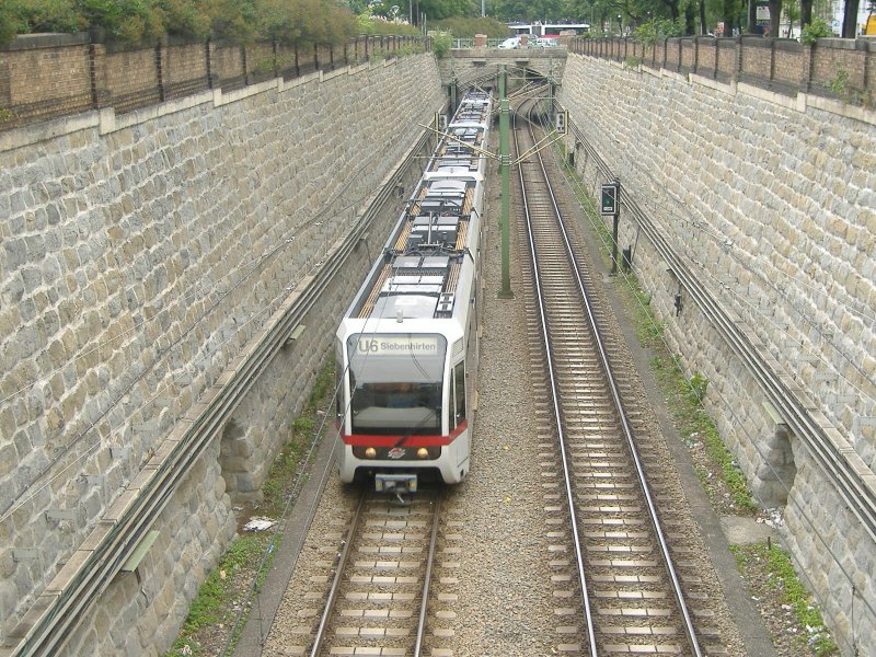 U6