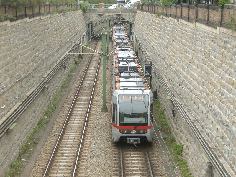 U6