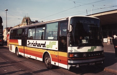 Schnellbus_setra