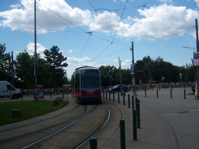 ULF B1 704 5