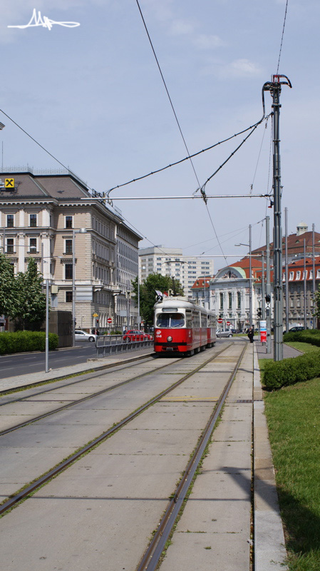 2009/06/06 | Umleitung bzw. Kurzführung der Linien D & 2 (6)