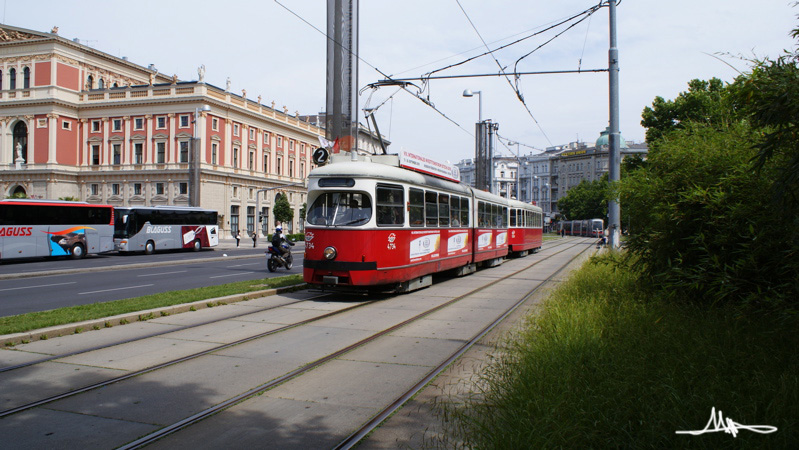 2009/06/06 | Umleitung bzw. Kurzführung der Linien D & 2 (8)