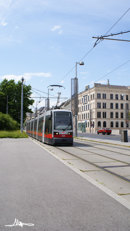 2009/06/06 | Umleitung bzw. Kurzführung der Linien D & 2 (11)