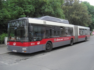 NG 243 M18 Und RBL und Straßenbahn 8