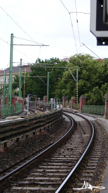 2009/06/12 | Langsamfahrstelle hinter der U6-Station Nußdorfer Straße (FR Siebenhirten) - Bild 02