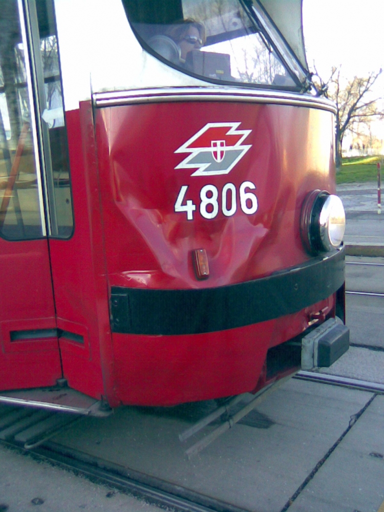 E1 4806