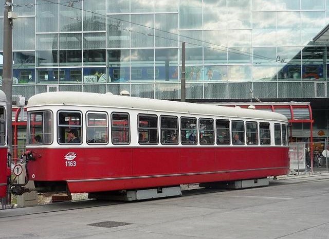 4732+1163_Praterstern_12062009 6