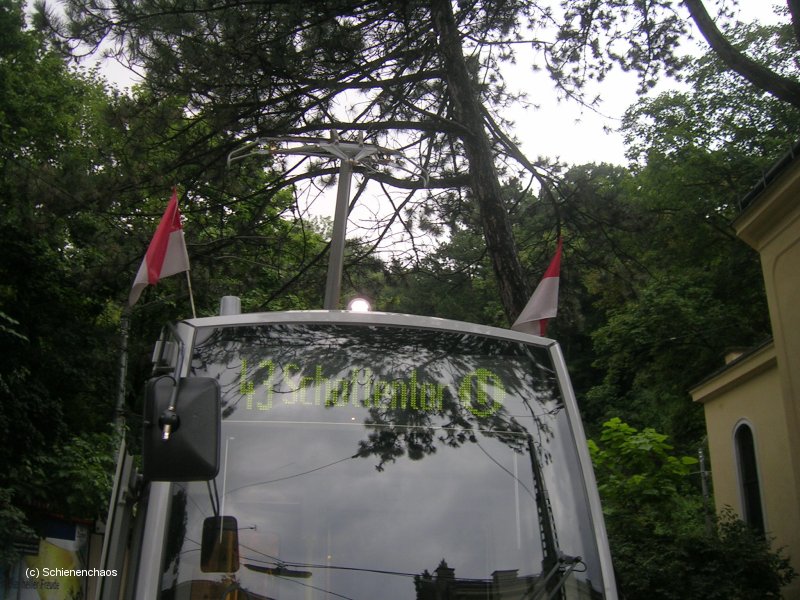 B1 702 6