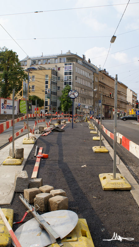 2009/07/15 | 38 (Hardtgasse FR Grinzing) | Bauarbeiten am Haltestellenkap 4