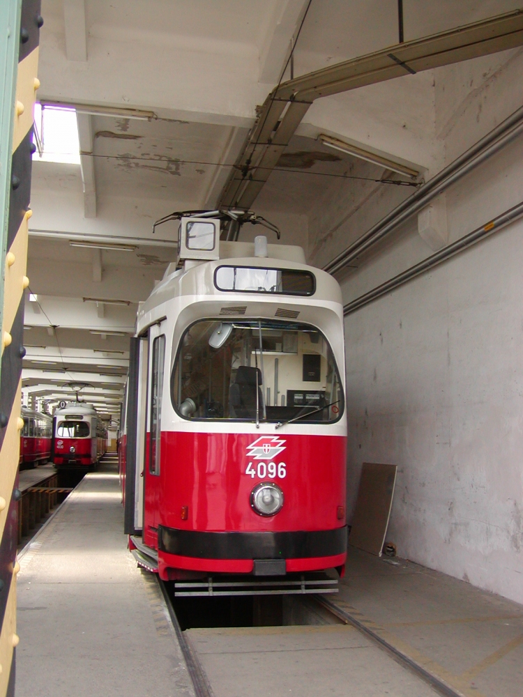 E2 4096