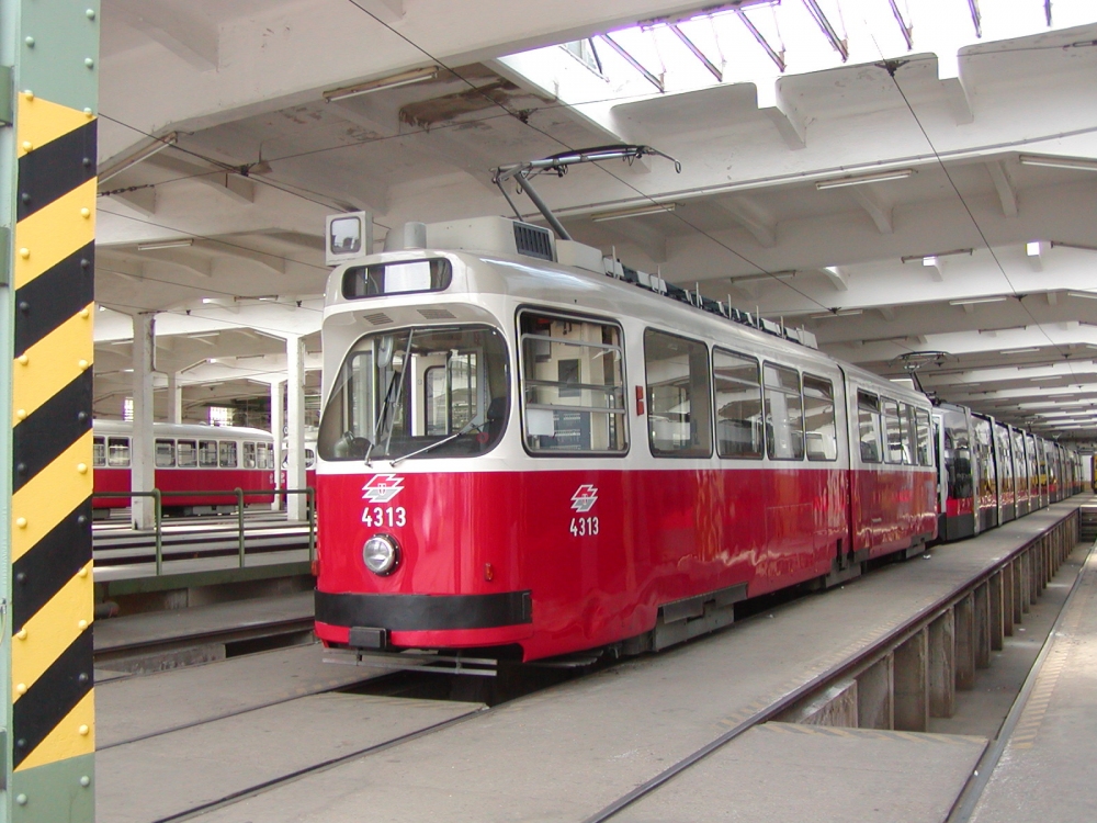 E2 4313