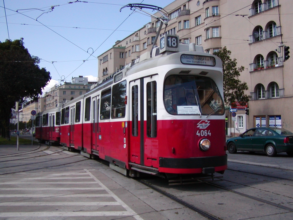 E2 4064