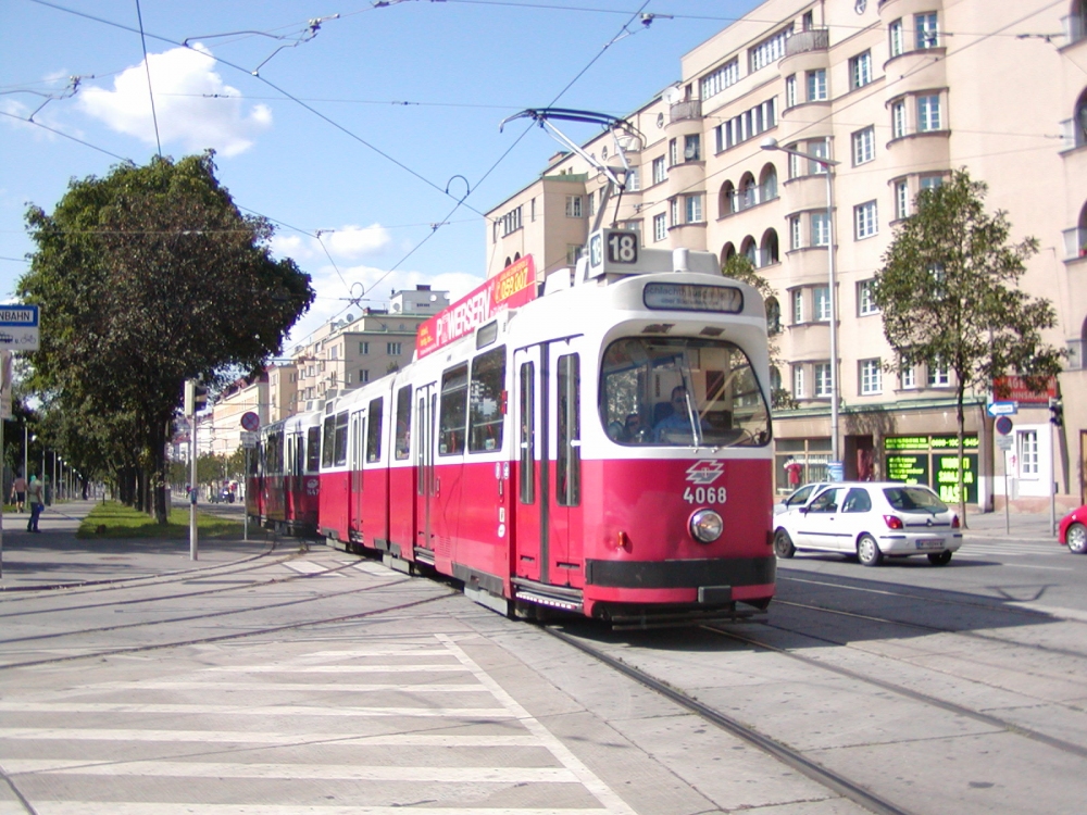 E2 4068