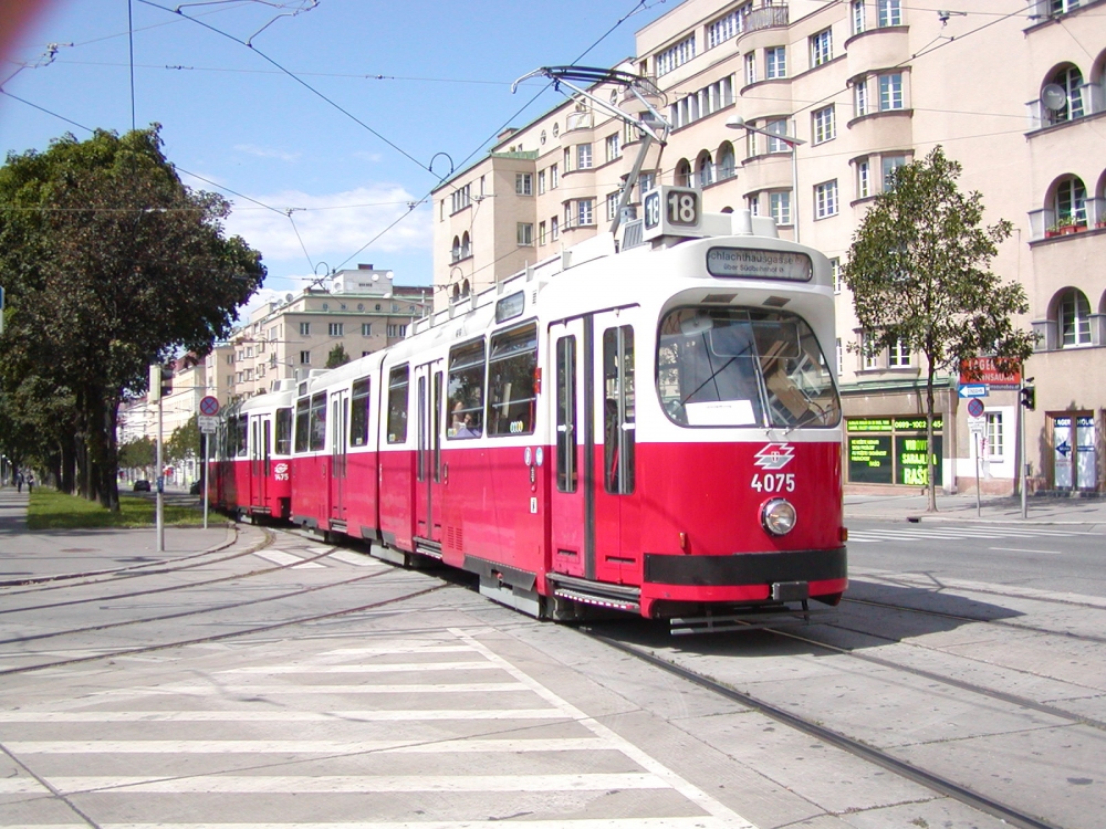 E2 4075