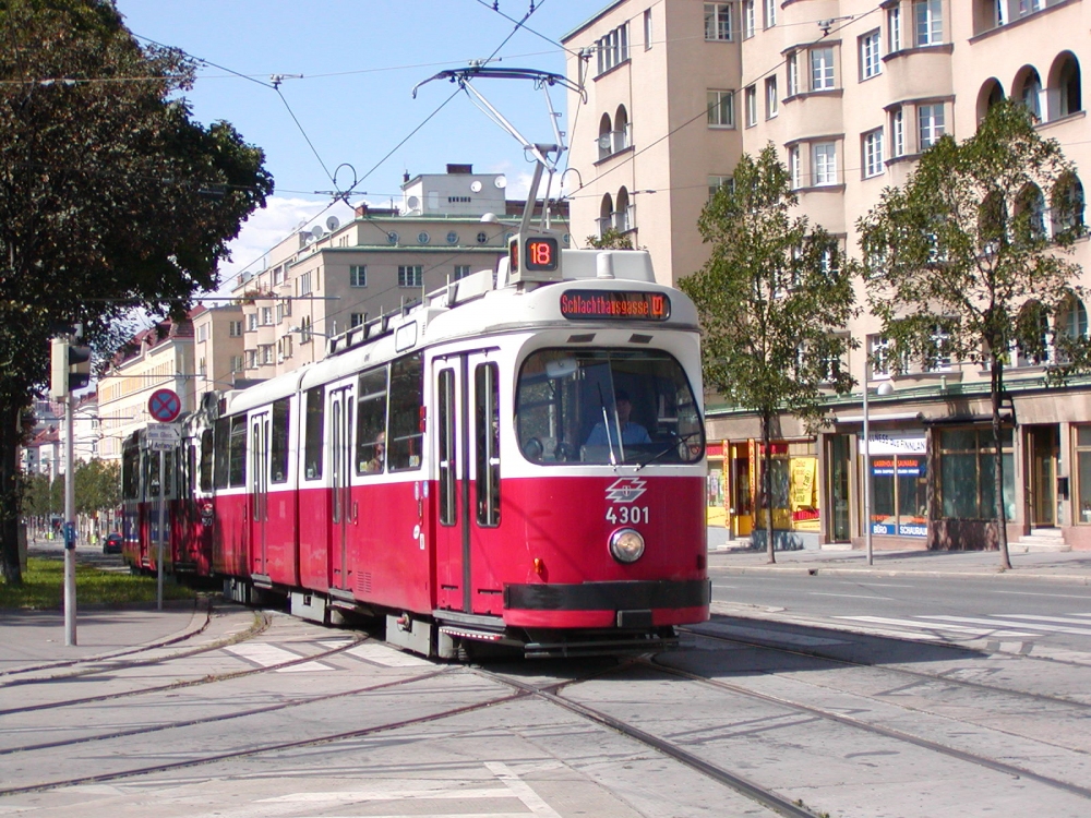 E2 4301