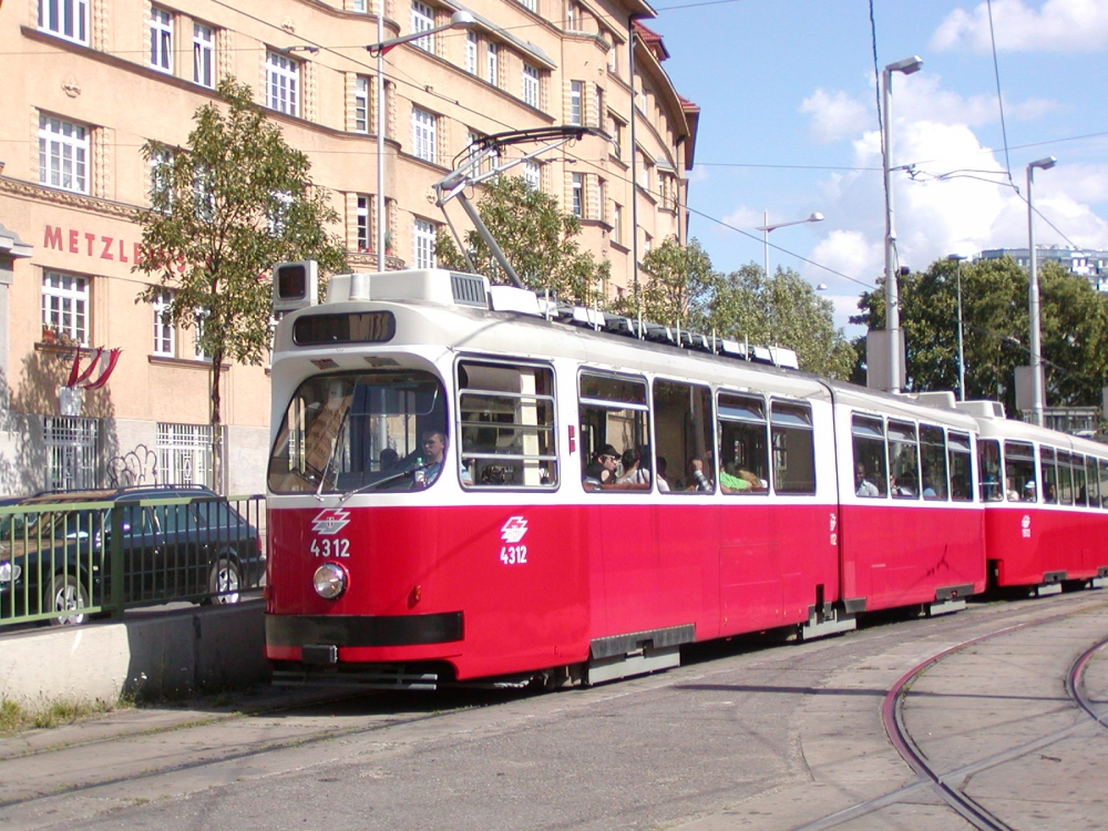 E2 4312