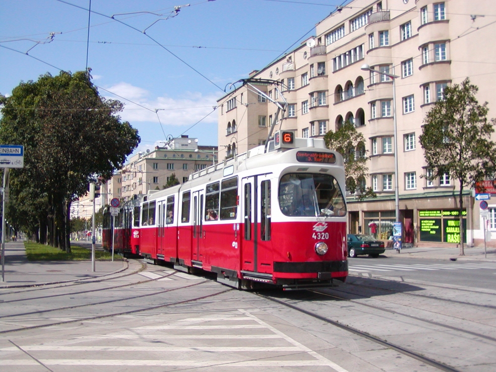 E2 4320