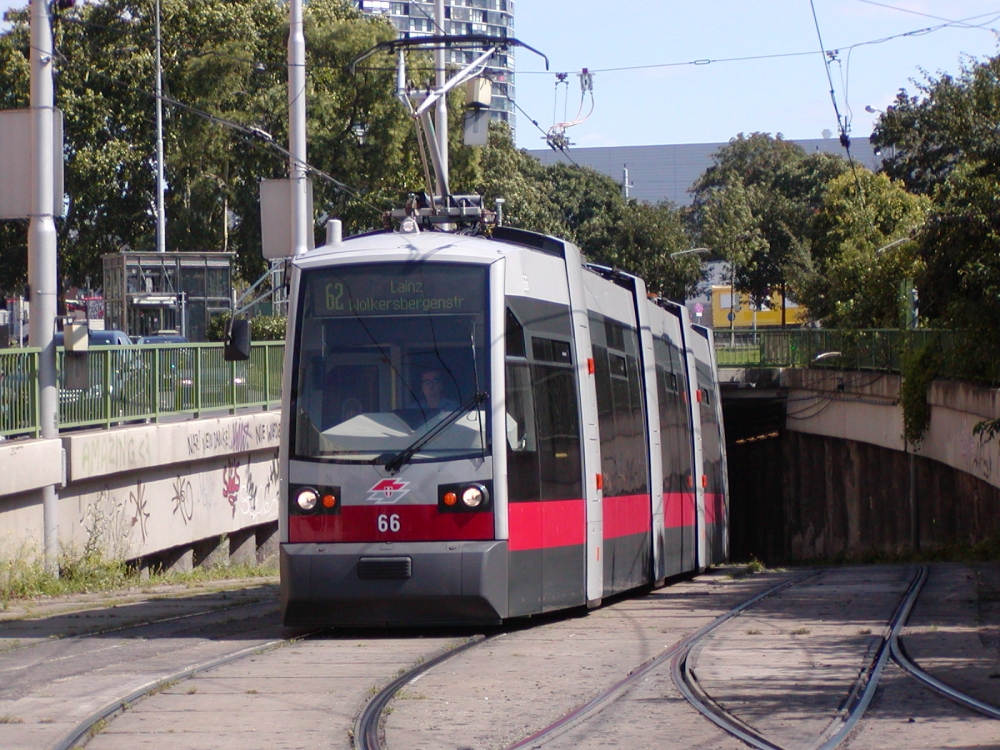 ULF A1 66