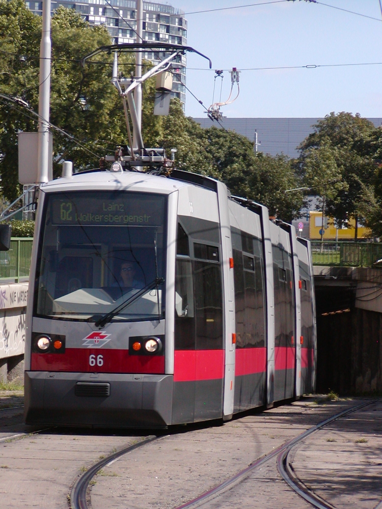 ULF A1 66