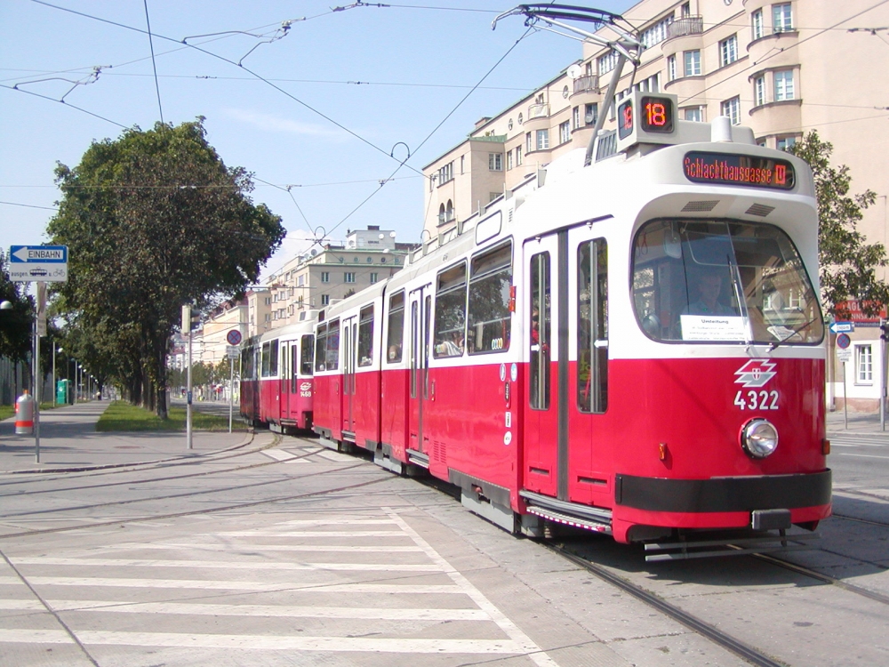 E2 4322