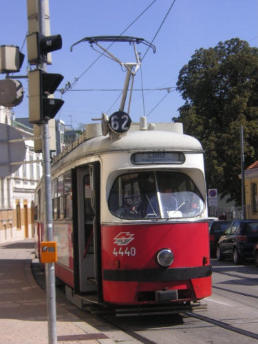 4440 (1)