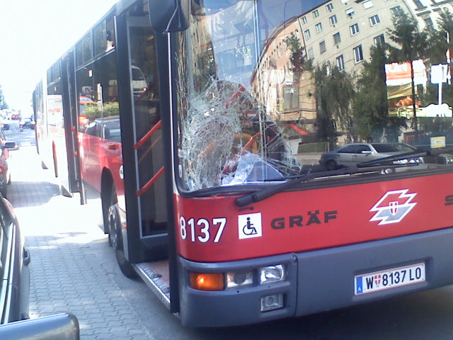 NG 235 8137