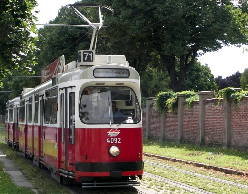 E2 - 4092 - 001