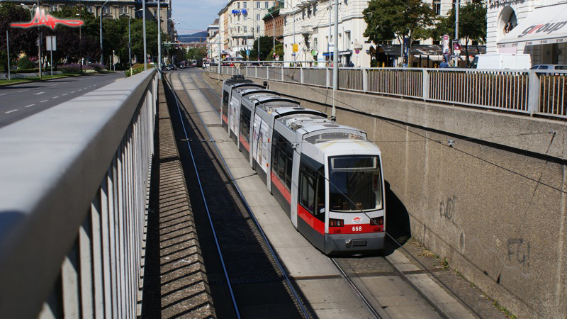 2009/09/07 | Erster Einsatztag von Niederflurgarnituren auf der Linie 41 2