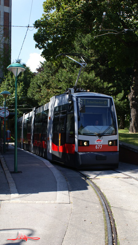 2009/09/07 | Erster Einsatztag von Niederflurgarnituren auf der Linie 41 6