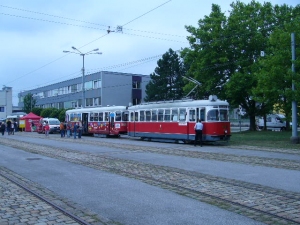 TH 6503 (Ex T2 441) mit c3 1146 (Kinderstraßenbahn) am Festgelände der ZW.am 2009 0912 !